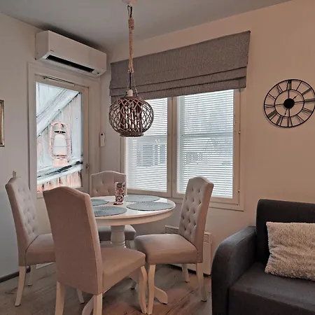 Huili * 塔库沃里